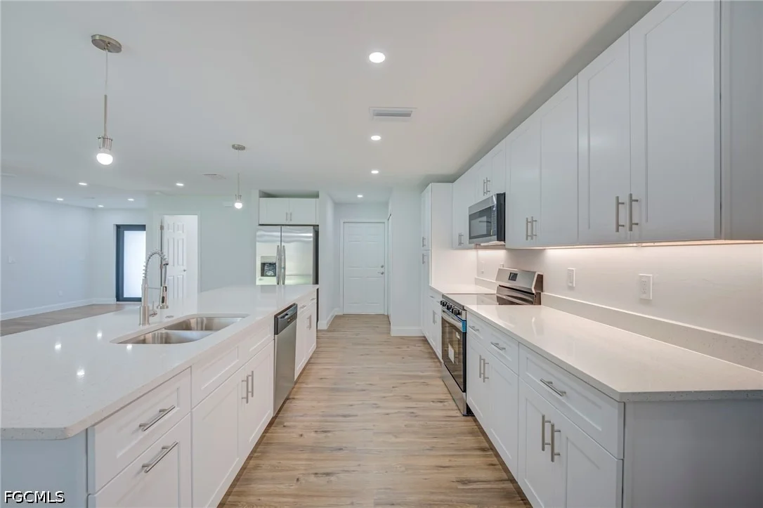 Photo of 3111 Sunshine Boulevard
