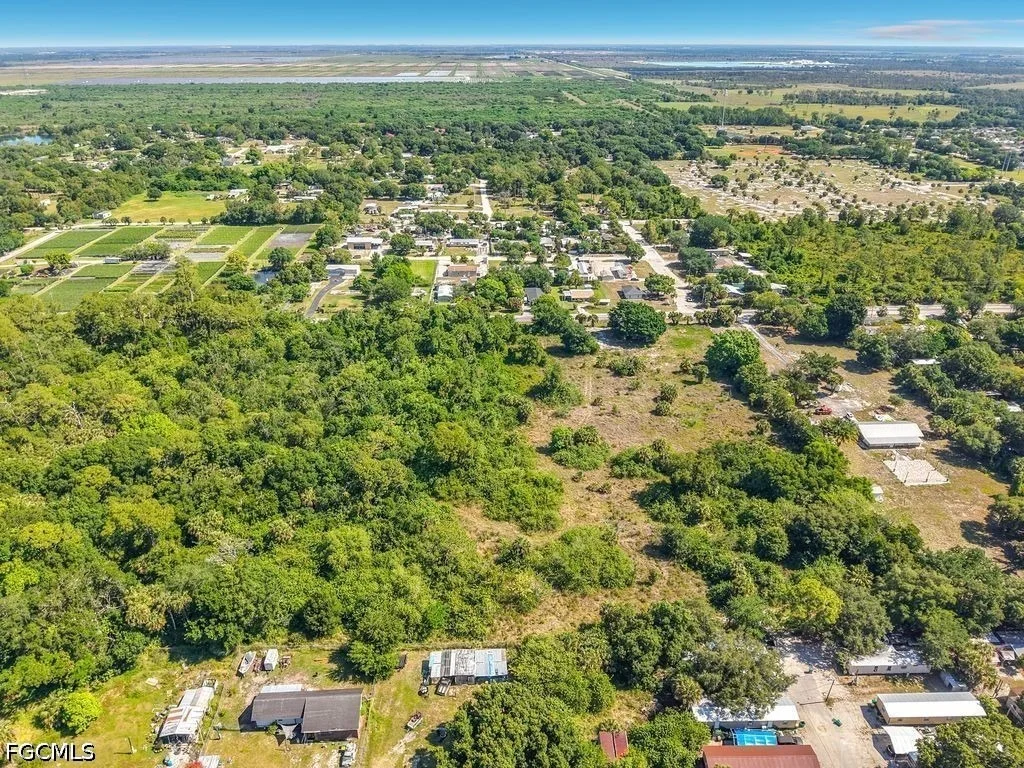 Photo of 4607 LAKE TRAFFORD Road