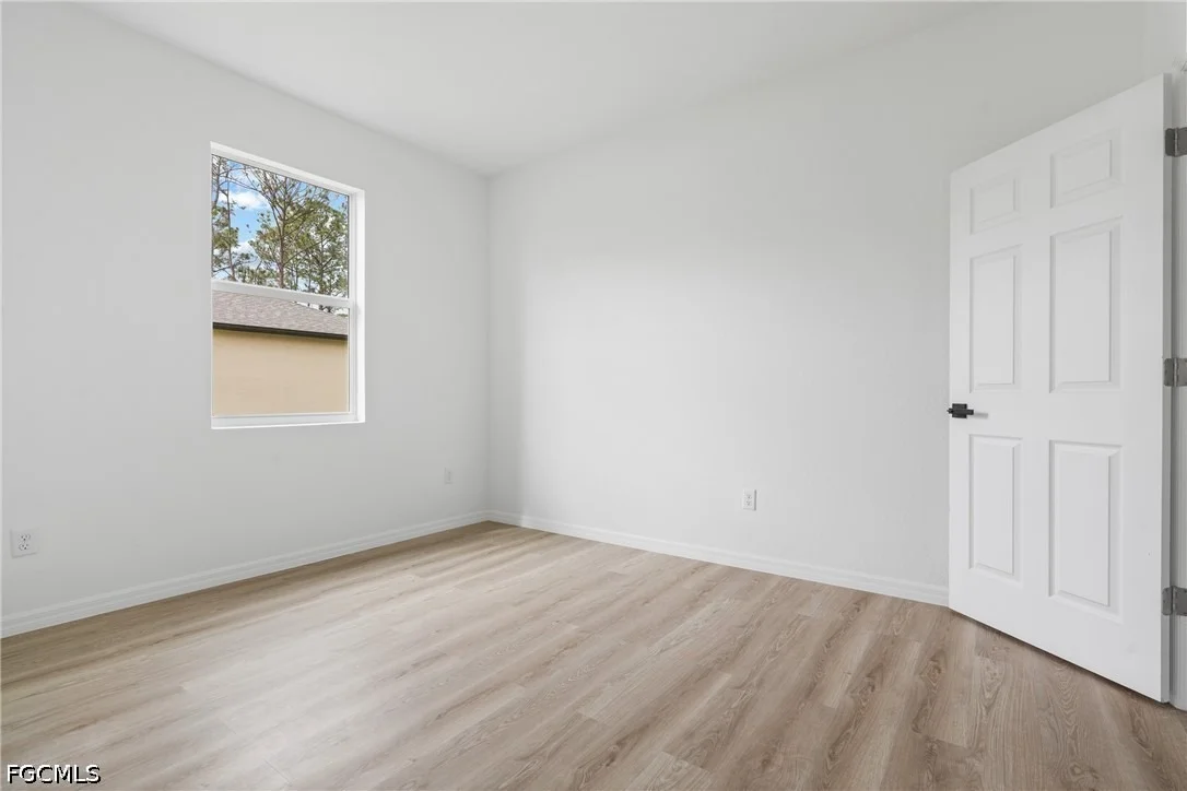Photo of 566 Woodview Drive