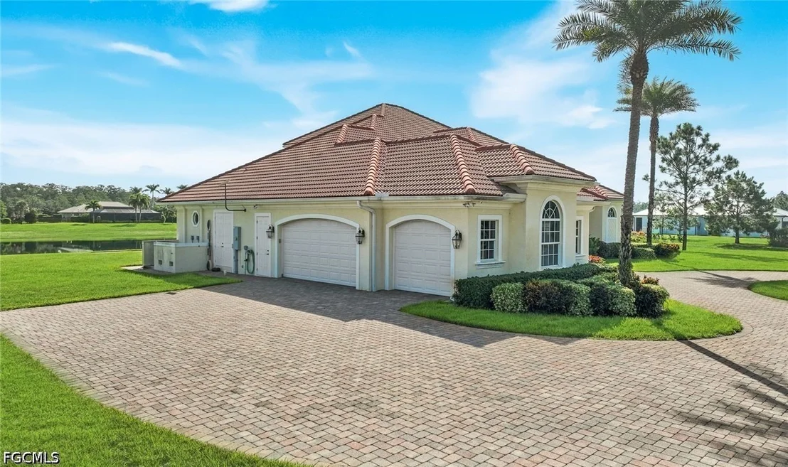Photo of 20301 Barefoot Ski Boulevard