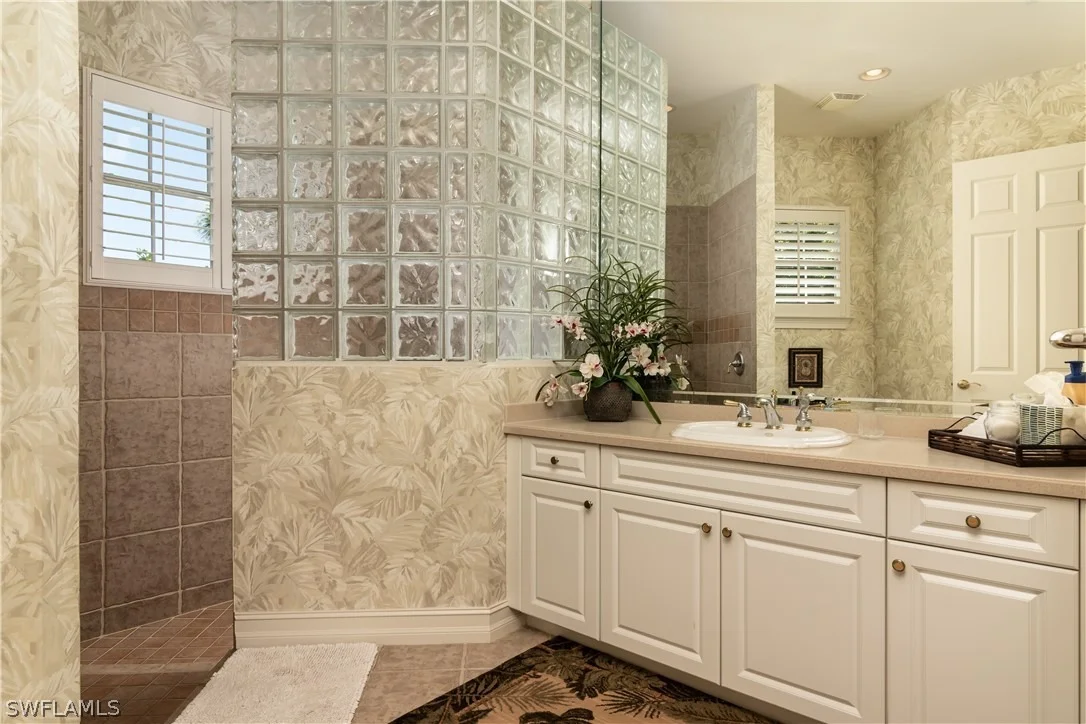 Photo of 3433 Crayton Road