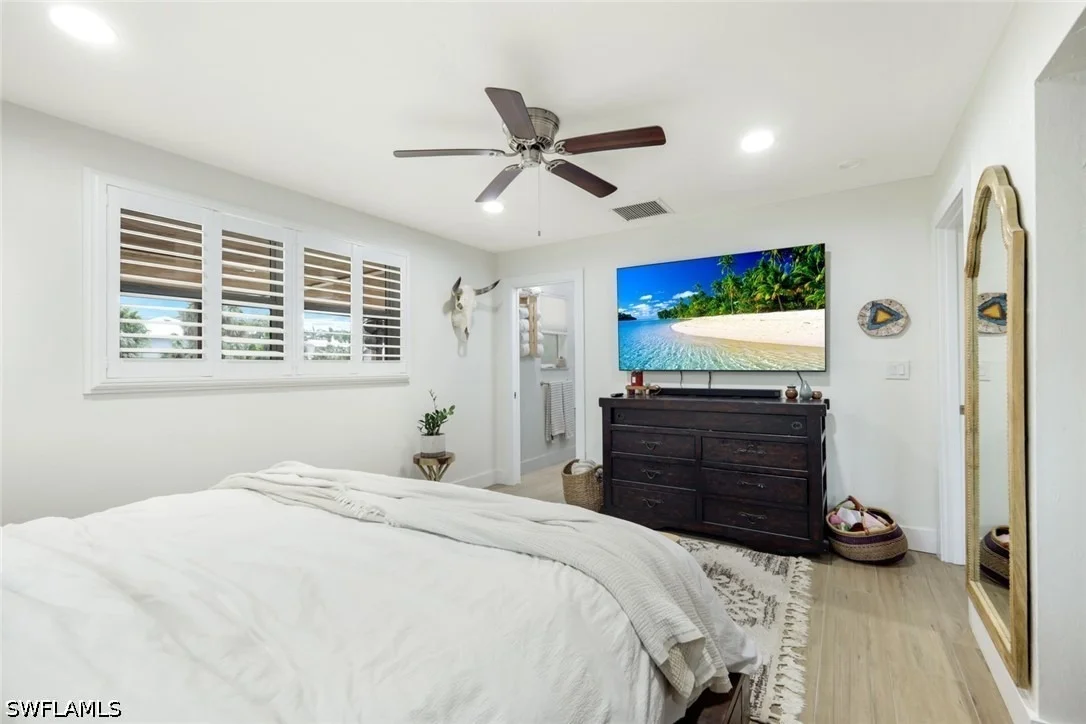 Photo of 20621 Pine Tree Lane