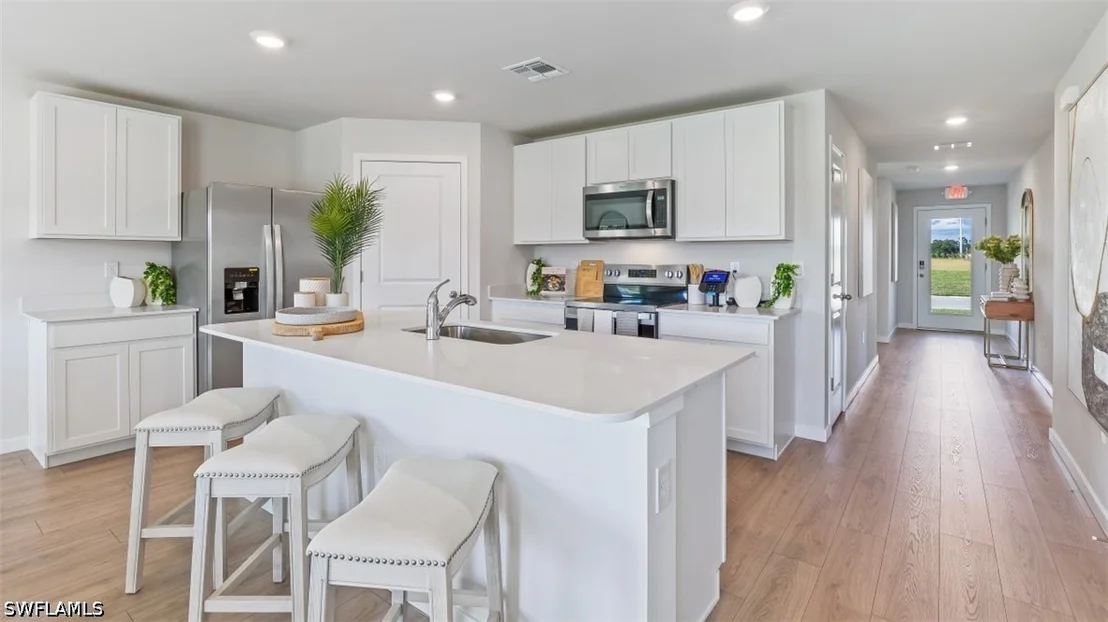 Photo of 550 LIVE OAK Lane