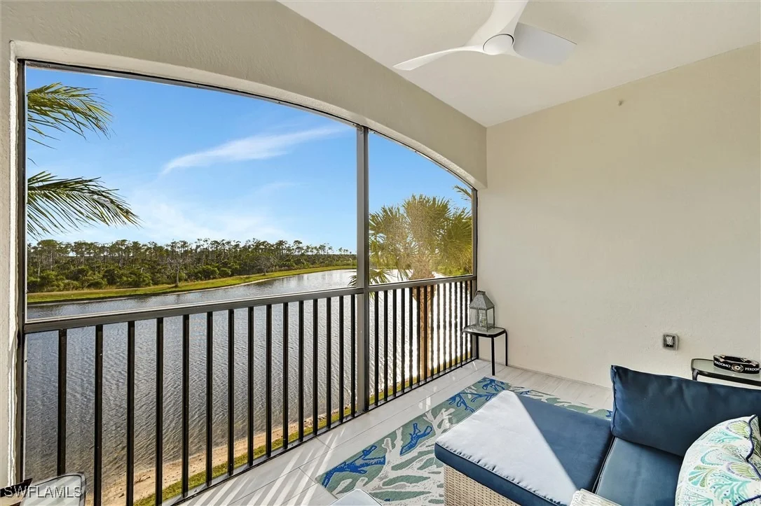 Photo of Unit 434 at 9727 Acqua Court