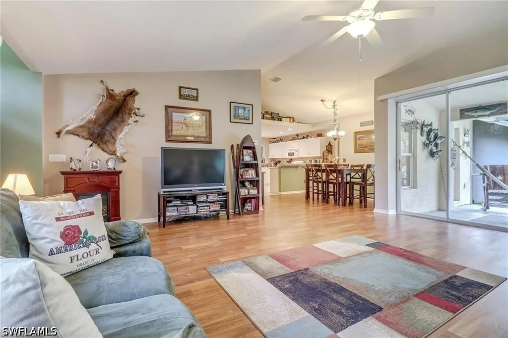 Photo of 4070 10th Avenue SE