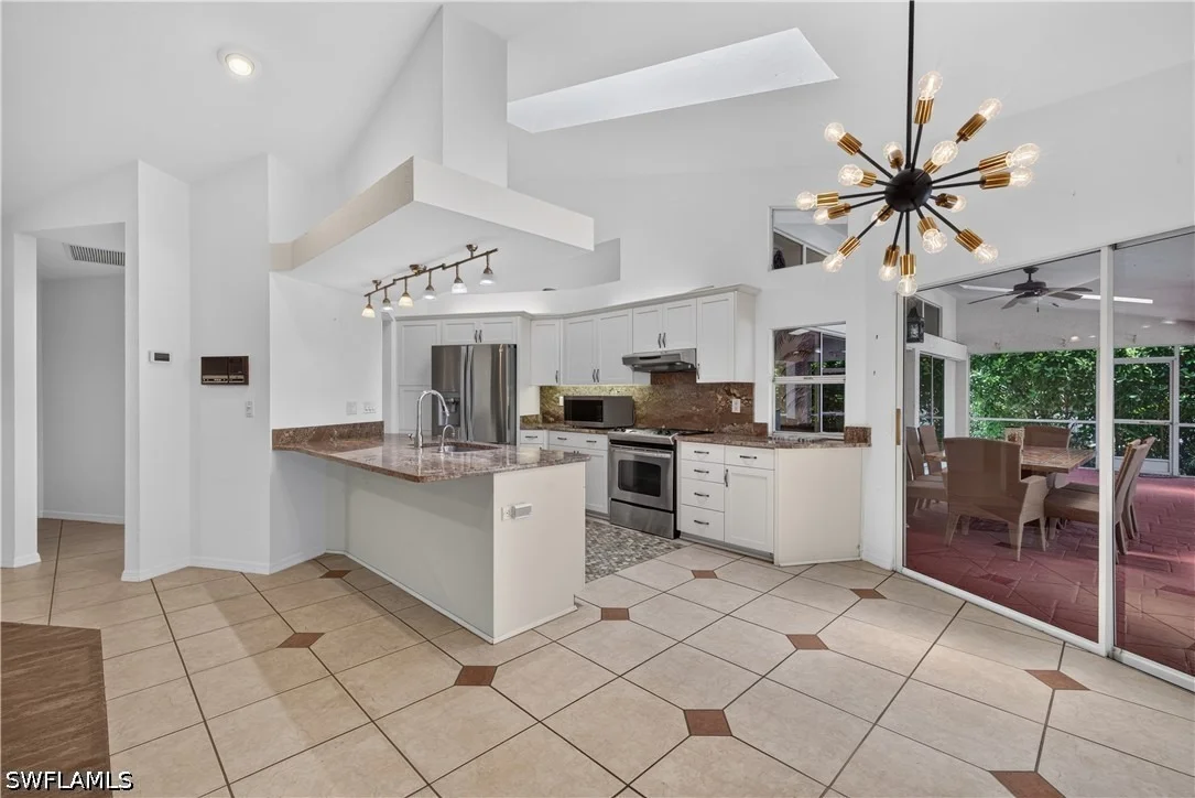 Photo of 240 Stonegate Court