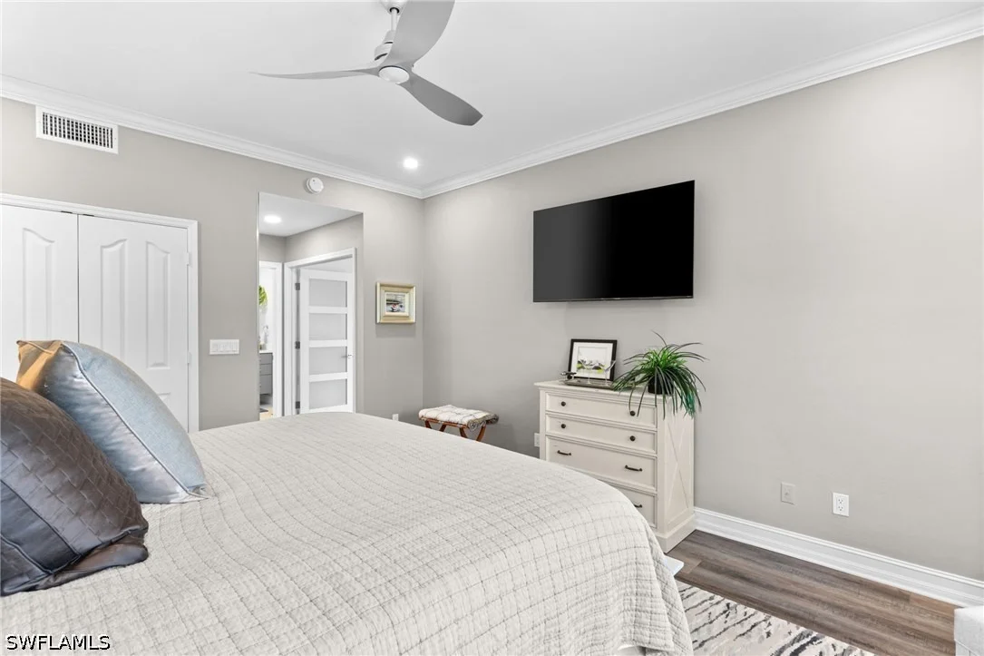 Photo of Unit 1603 at 3580 Windjammer Circle