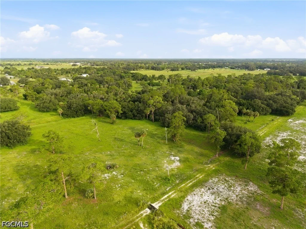 Photo of 3291 Fort Denaud Road