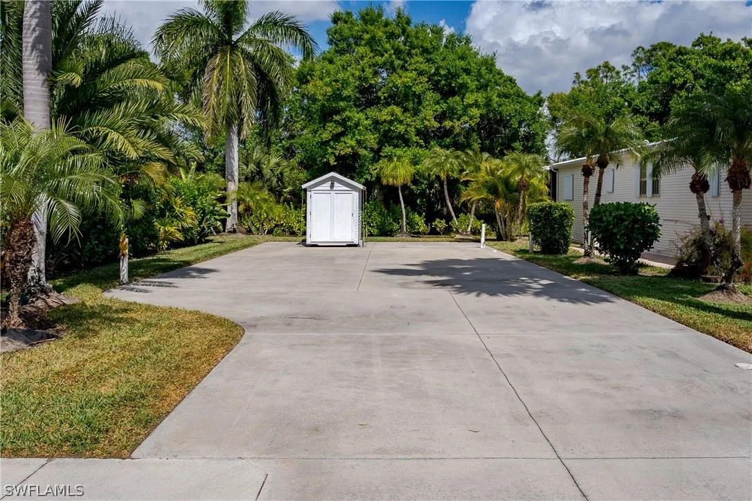 Photo of 1076 Diamond Lake Circle