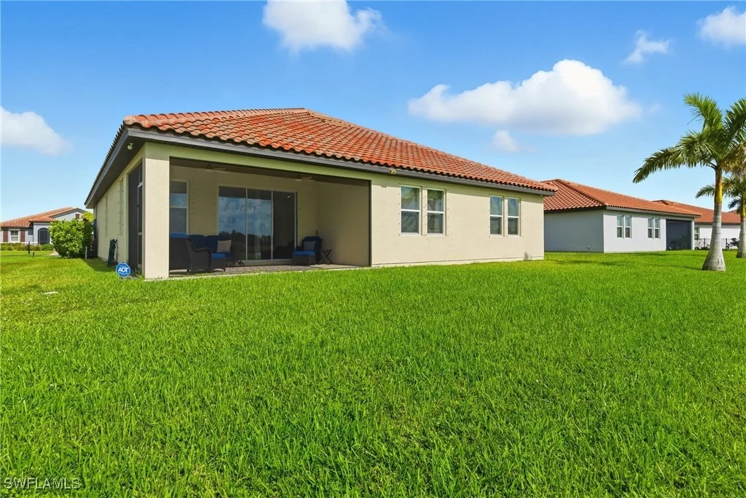 Photo of 2055 Grove Drive