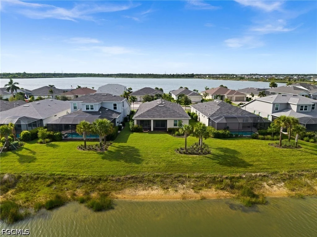 Photo of 42364 Edgewater Drive