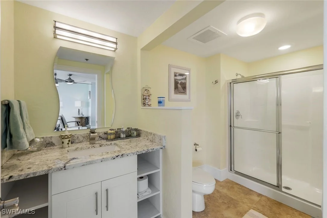 Photo of Unit 206 at 700 La Peninsula Boulevard