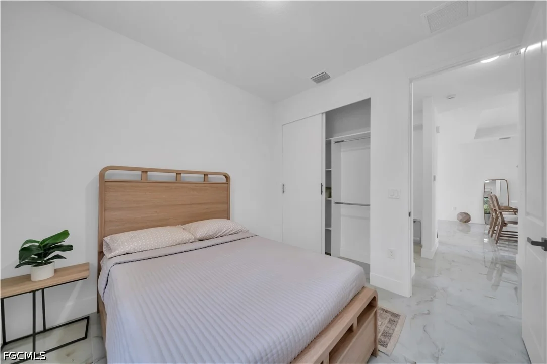 Photo of 5035 Spinnaker Road