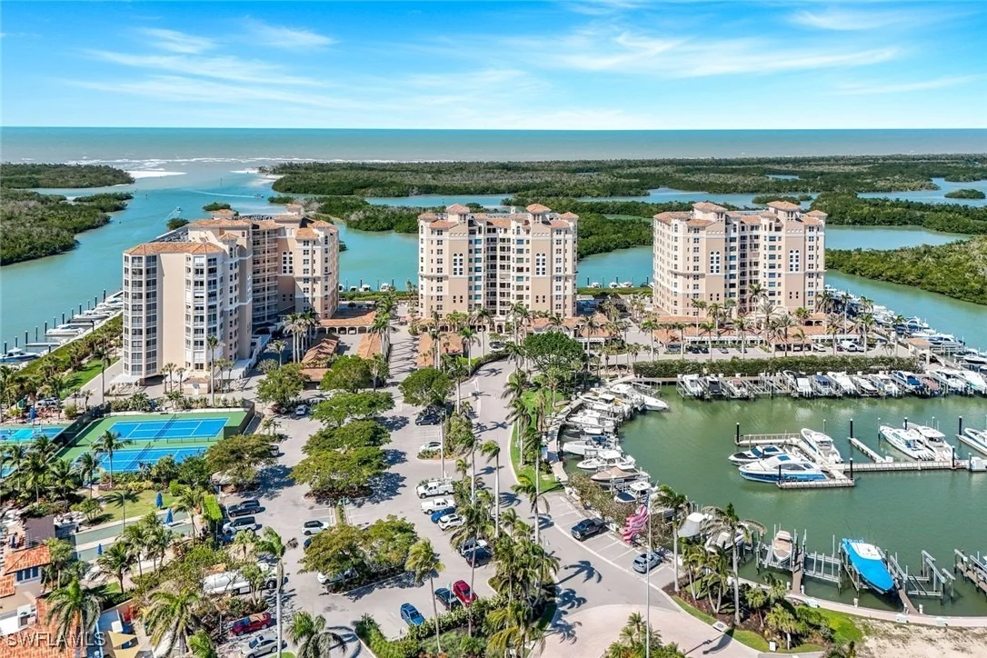 Photo of Unit 604 at 425 Dockside Drive