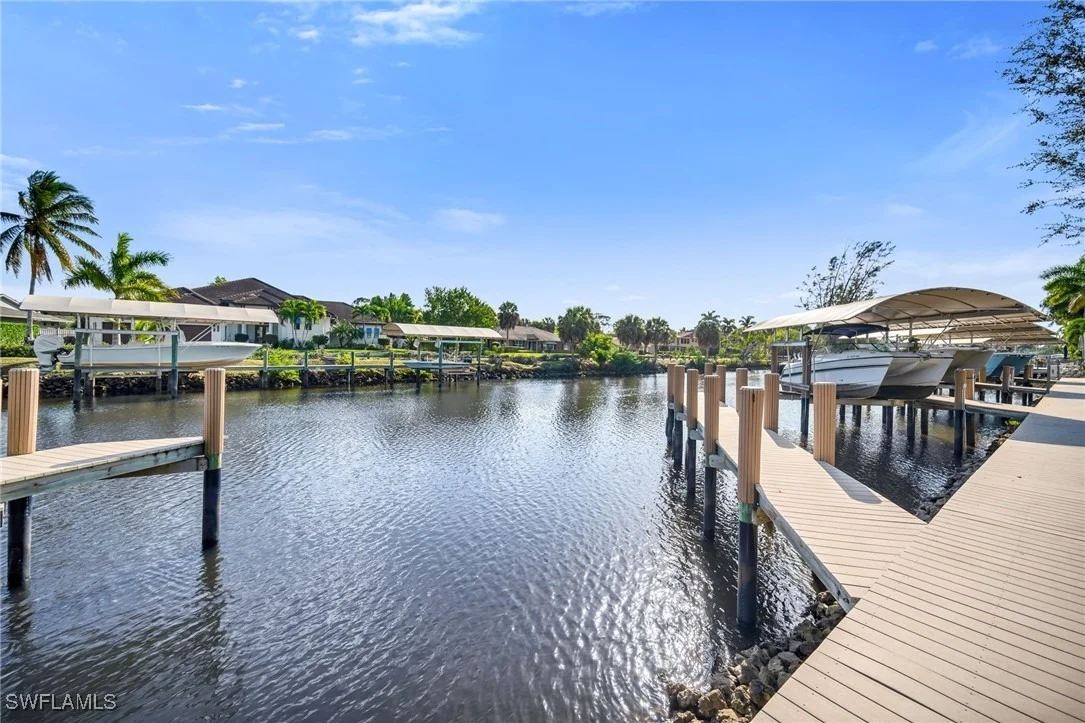 Photo of 1671 Vinland Way