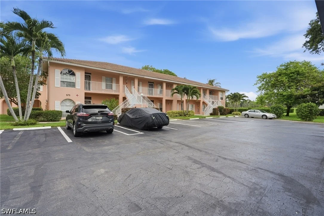 Photo of Unit 15 at 575 Augusta Boulevard