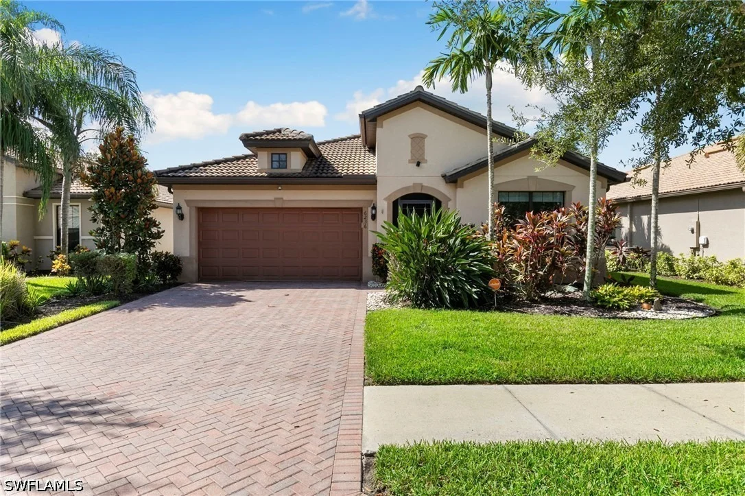 Photo of 6236 Victory Drive