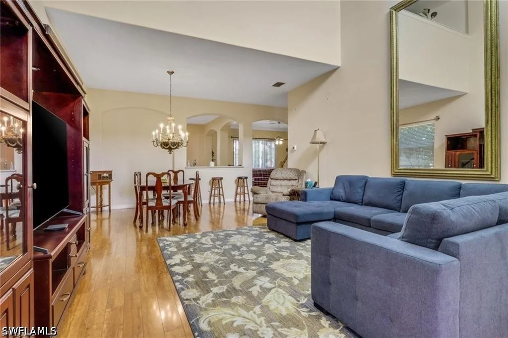 Photo of 12506 IVORY STONE Loop