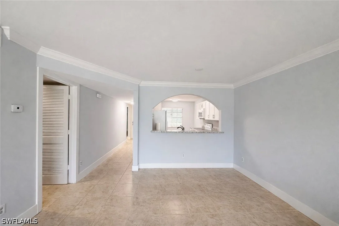 Photo of Unit E104 at 534 Augusta Boulevard
