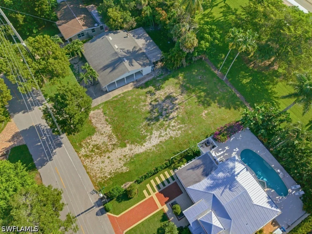 Photo of 916 13th Street N