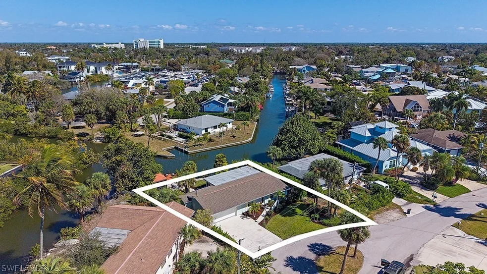Photo of 3165 Lakeview Drive