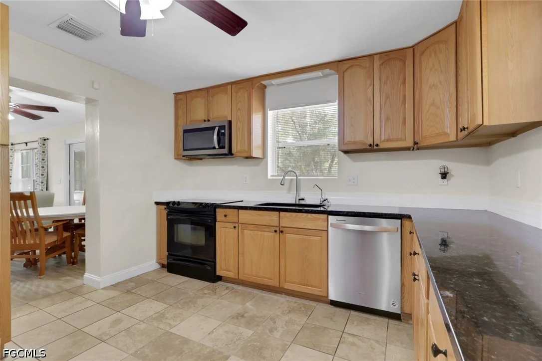 Photo of 2431 Lippincott Road