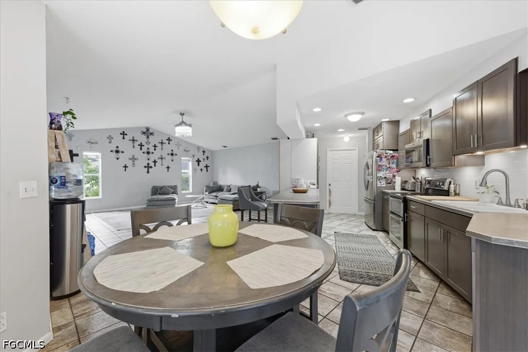 Photo of 115 Robert Avenue
