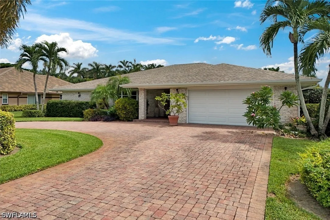 Photo of 2264 Imperial Golf Co Boulevard