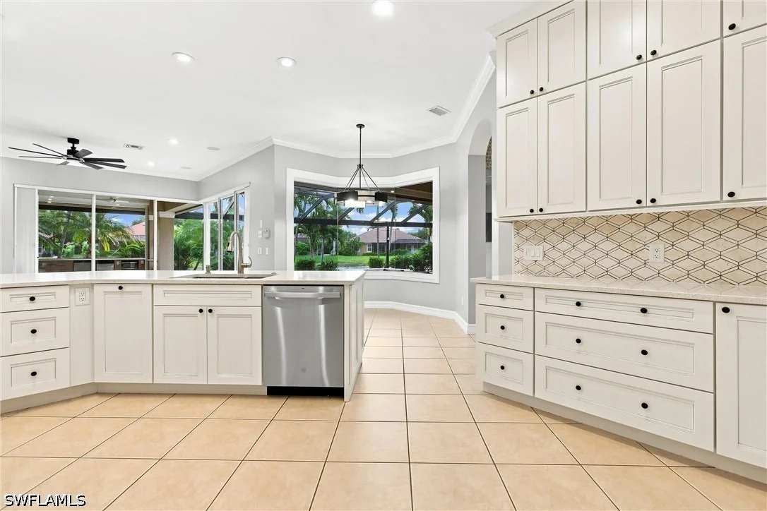 Photo of 5120 Post Oak Lane
