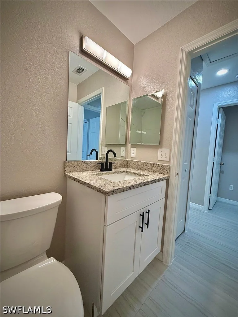 Photo of 241 8th Street SE