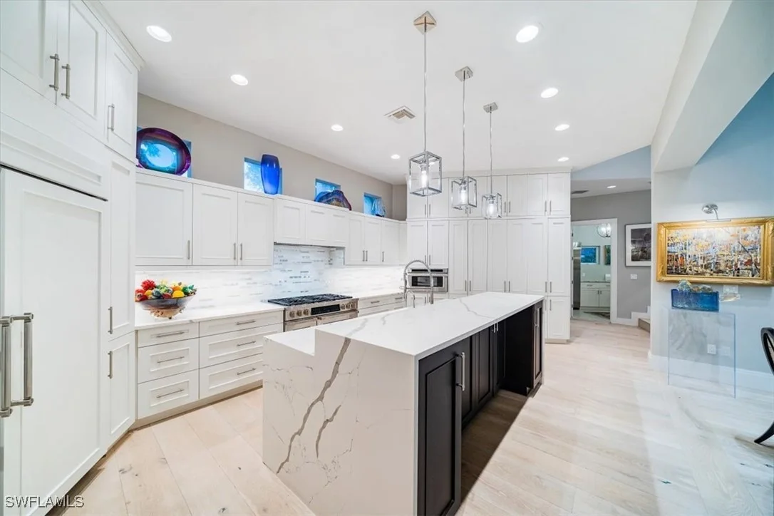 Photo of 367 5th Avenue N