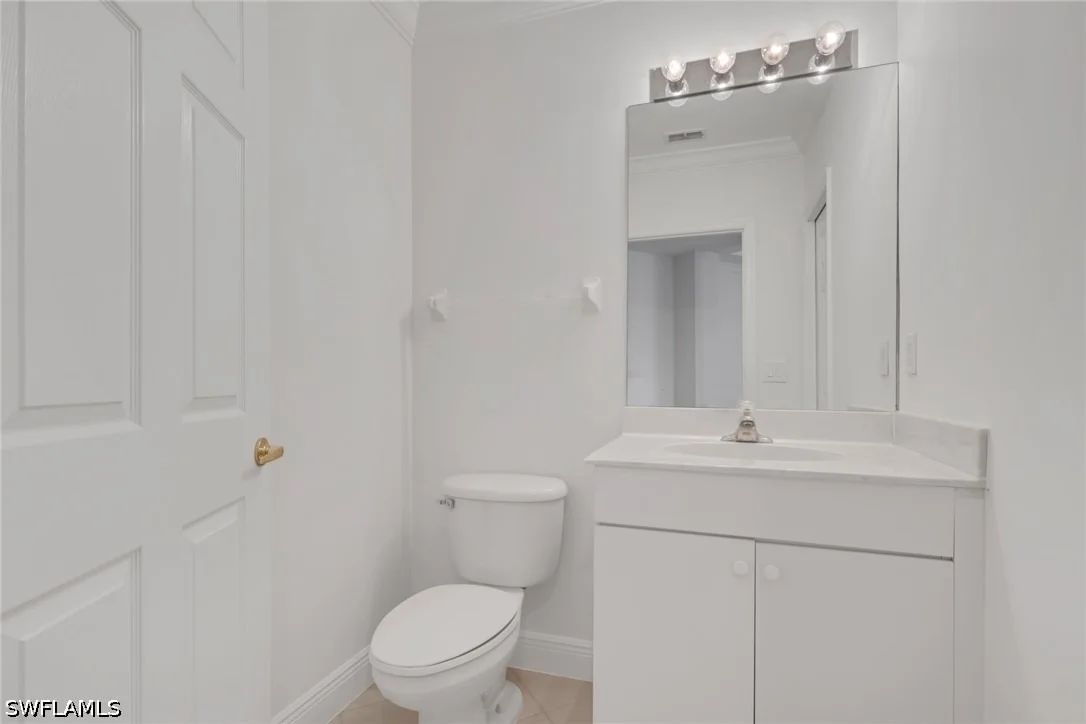 Photo of Unit 102 at 3580 Lansing Loop