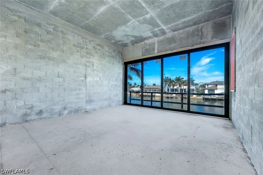Photo of 415 Seabee Avenue