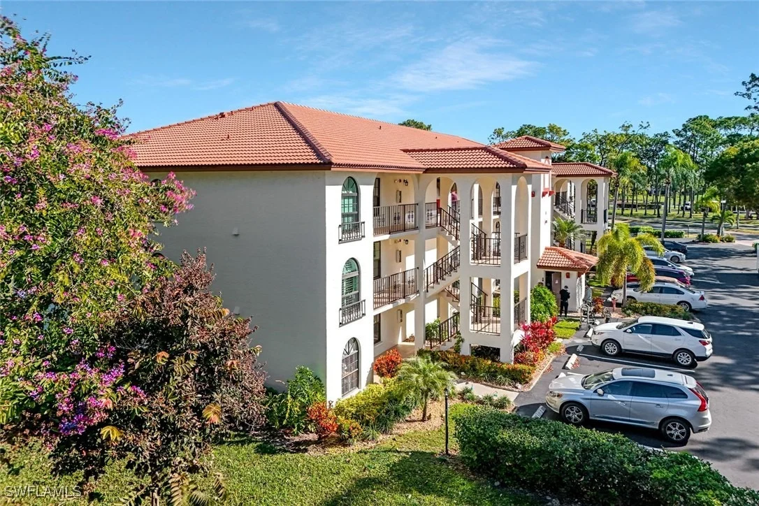 Photo of Unit 6014 at 601 Augusta Boulevard