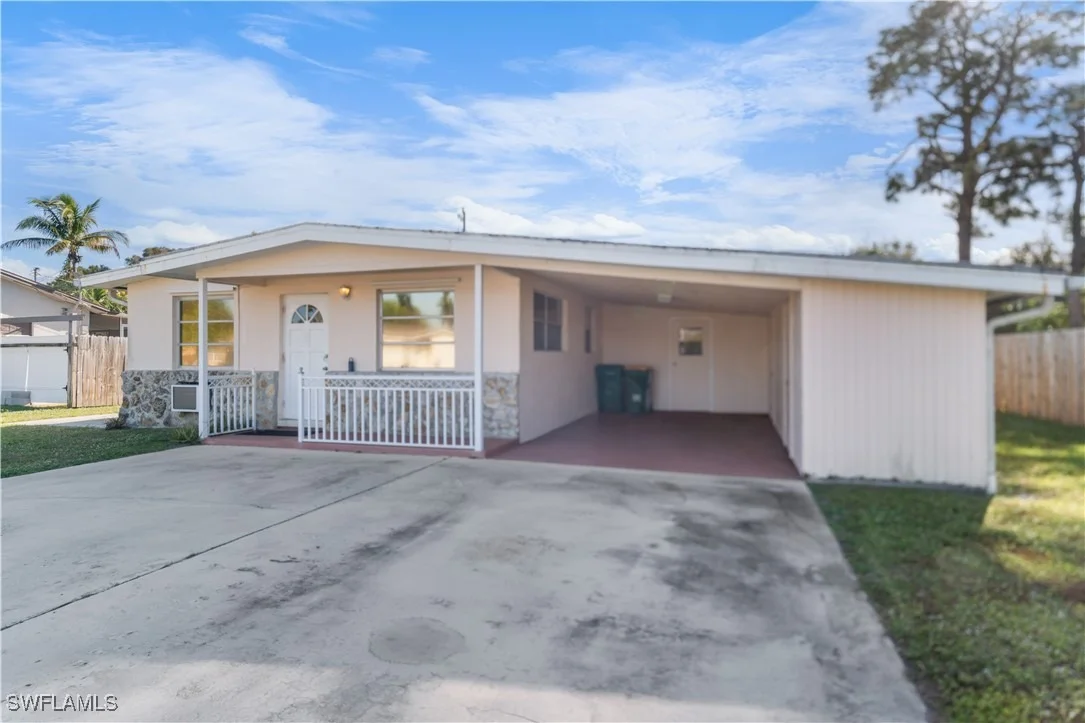 Photo of 4820 Barcelona Circle