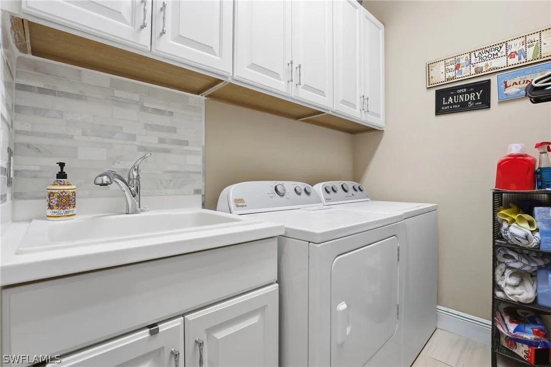 Photo of 2303 Somerset Place
