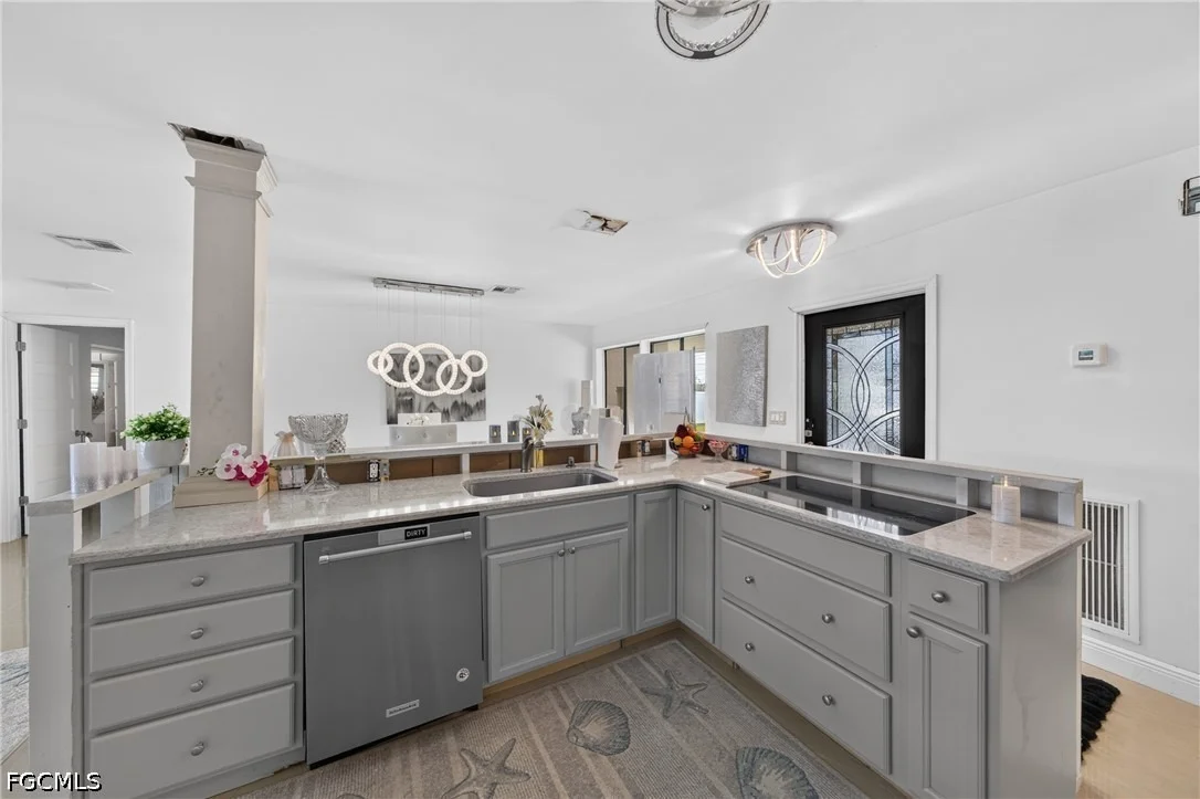 Photo of 13402 Marquette Boulevard