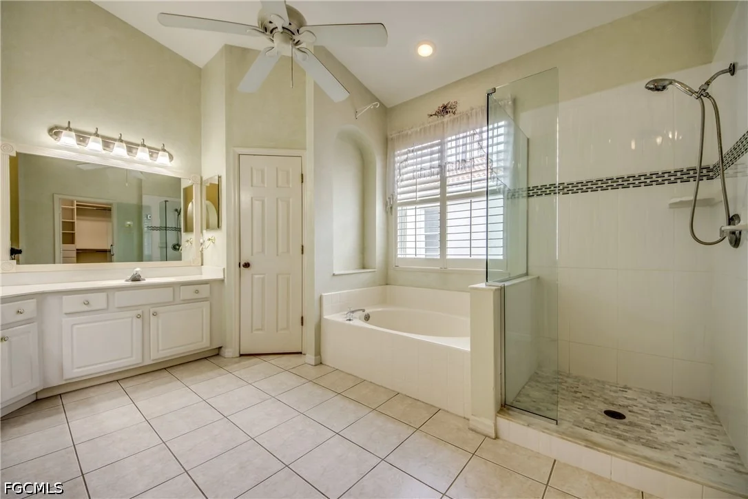 Photo of 8904 Baytowne Loop