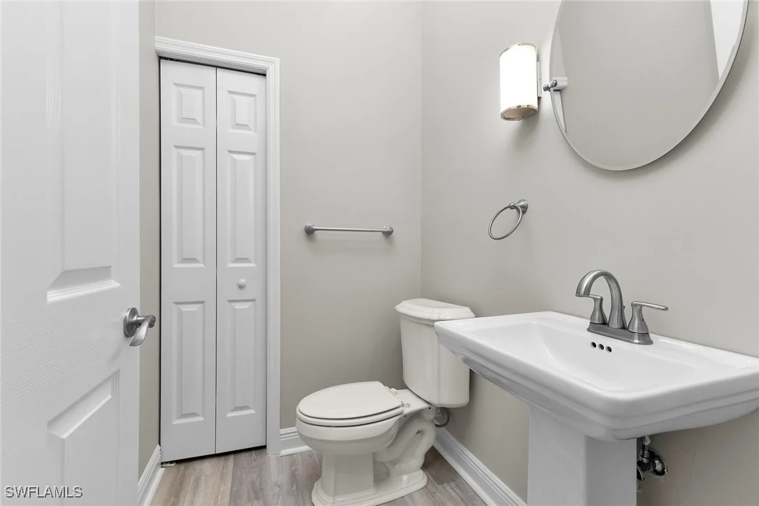 Photo of 4975 Mederia Lane