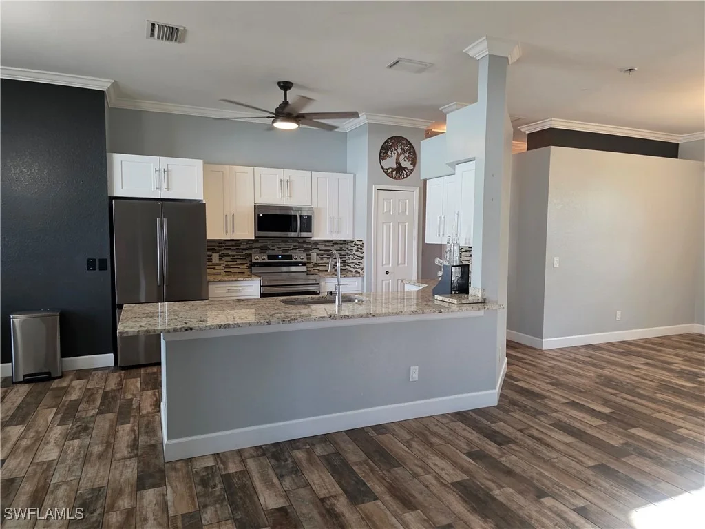 Photo of 857 Summerfield Drive