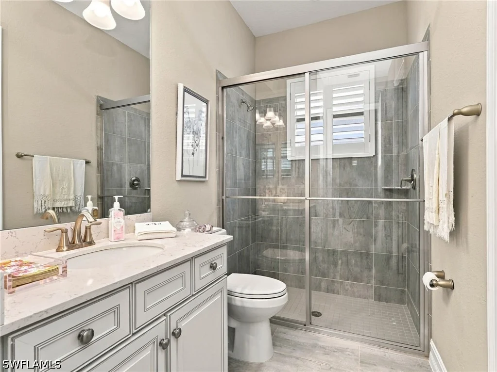 Photo of 2227 Somerset Place