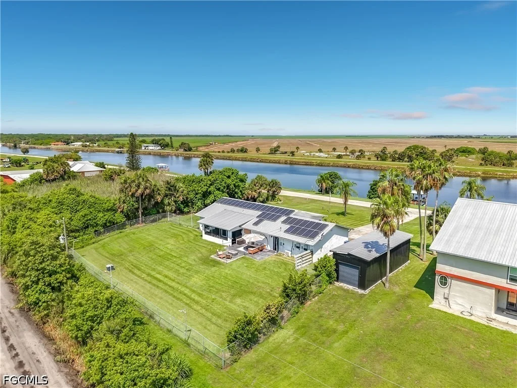 Photo of 2795 River Road