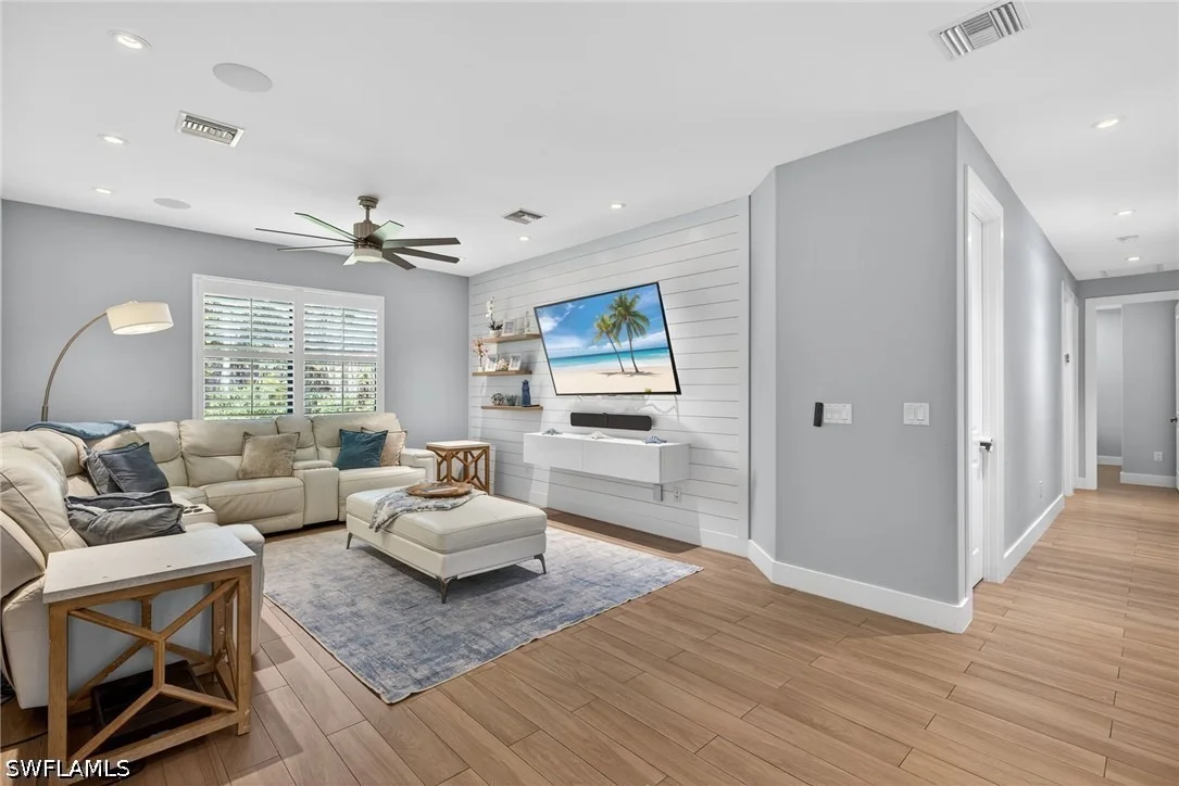 Photo of 5577 Lancewood Way