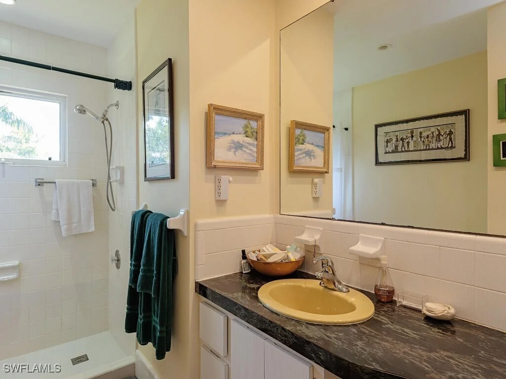Photo of 461 Carica Road