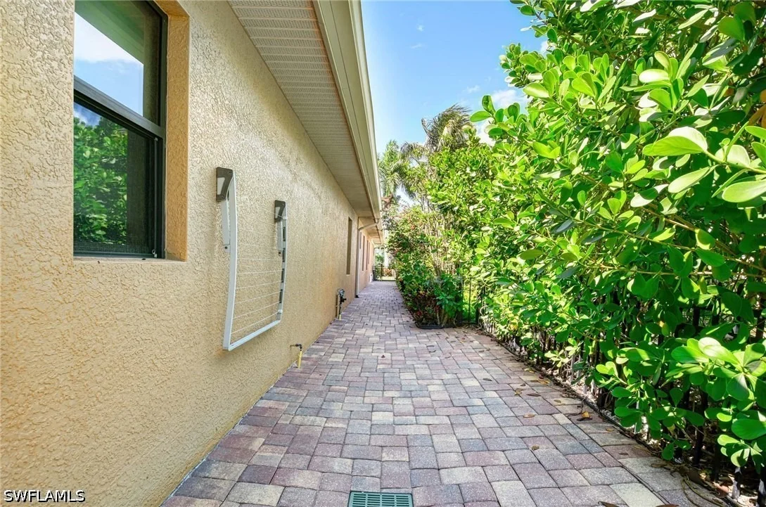 Photo of 672 Fairway Terrace