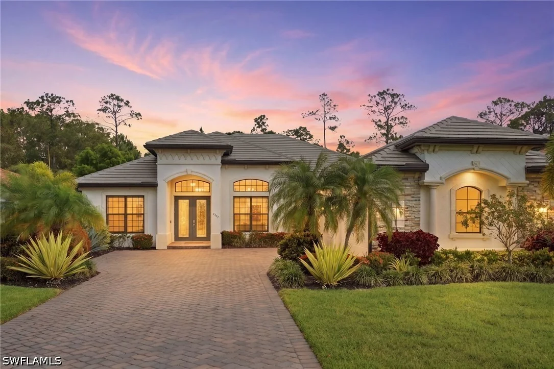 Photo of 2327 Somerset Place
