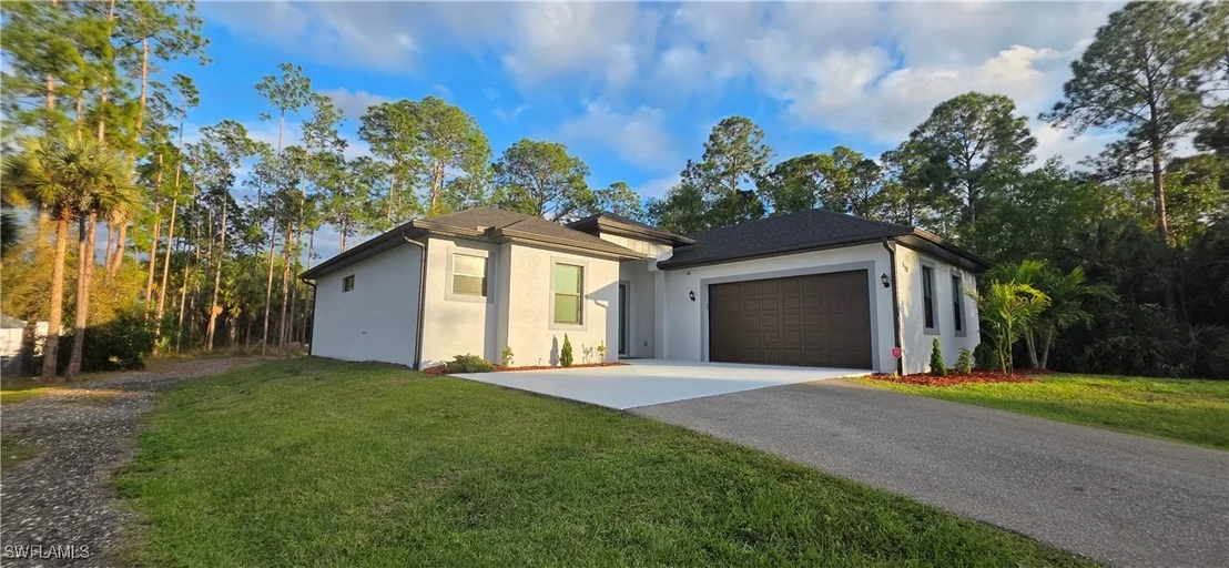 Photo of 598 2nd Street SE