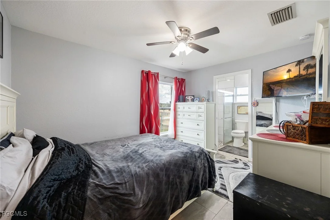 Photo of 1053 Lock Lane SW