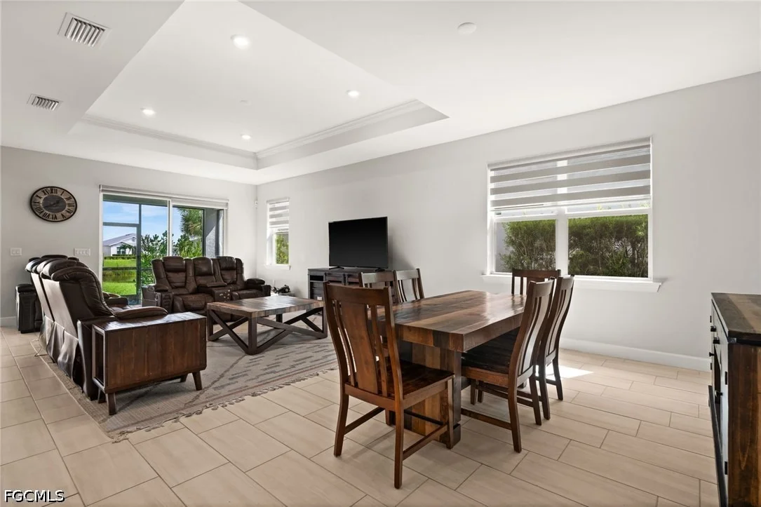 Photo of 42364 Edgewater Drive
