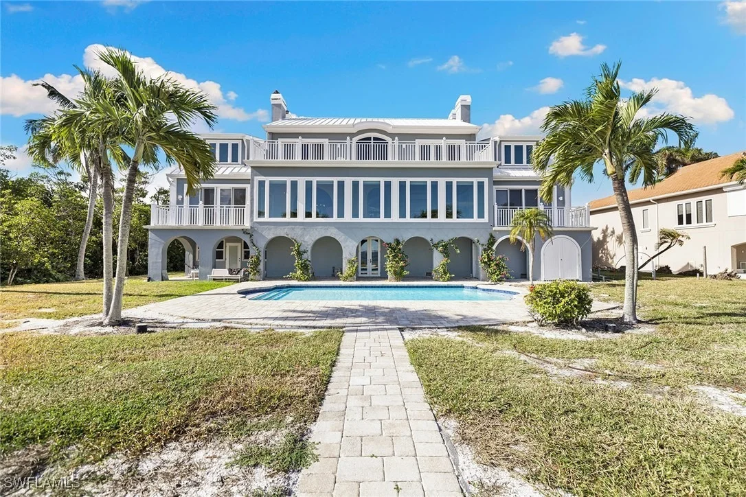 Photo of 1069 Bird Lane
